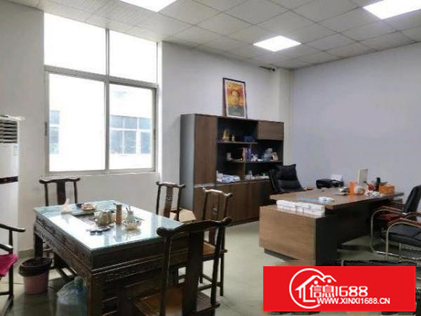 凤凰二楼1250平方，带装修厂房出租