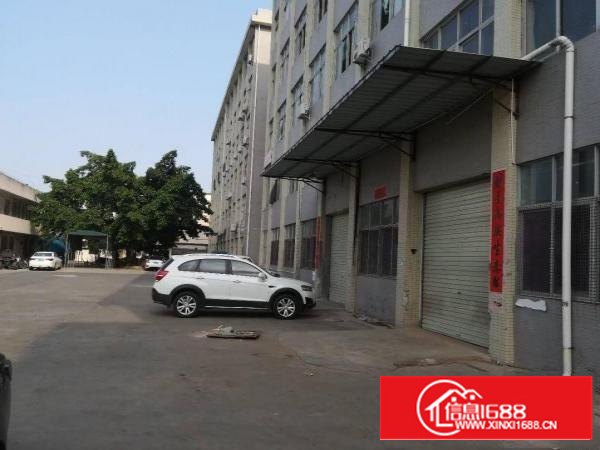 龙岗新生临北通道电梯二楼1000平急租