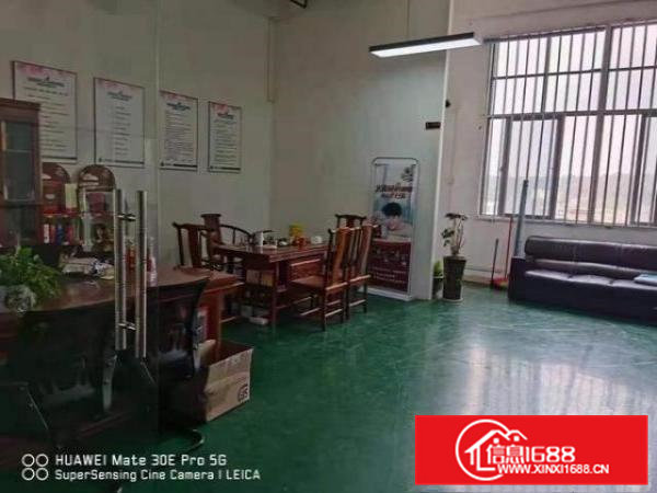 550带地坪漆厂房出租楼上办公室水电都齐全的