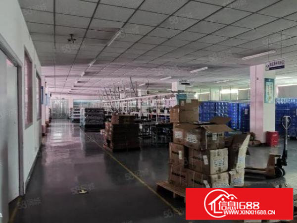 观澜高速口附近大型工业园楼上整层2100平方带装修出租可分租