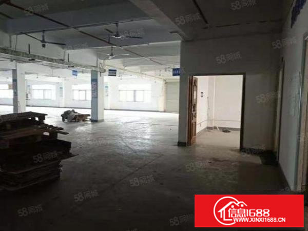 大岭山新出楼上2400平方厂房出租，现成装修办公室地坪漆！