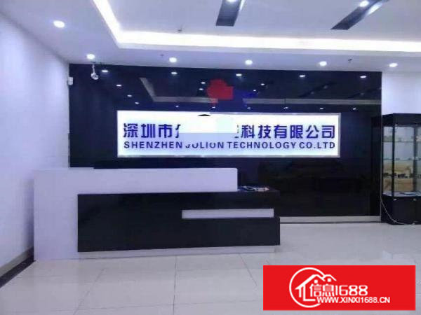 坪山六和城新出房东楼上一层1100平方标准厂房面积实用