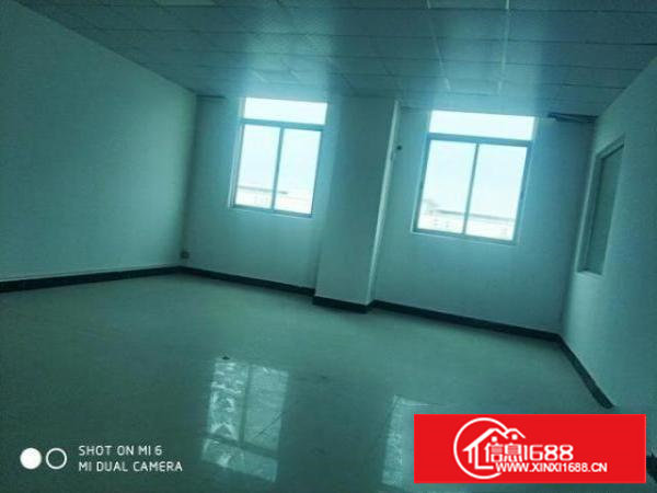 出租)长安乌沙楼上400平厂房（带装修水电）