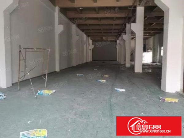 横沥新出原房东标准一楼高度7.5米，带牛角1500厂房出租