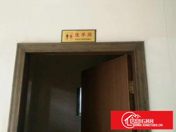 长安新出一楼300平厂房出租精装修带办公室洗手间水电齐全