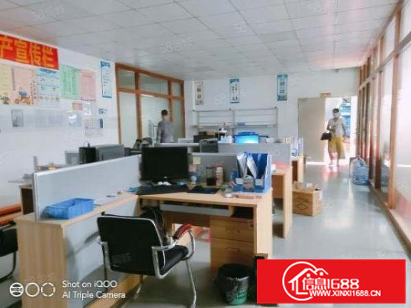 龙华大浪浪口工业区楼上整层1280平精装厂房出租。