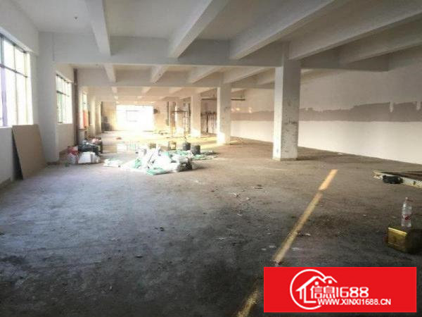 龙岗大道、永湖地铁口标准厂房出租670平