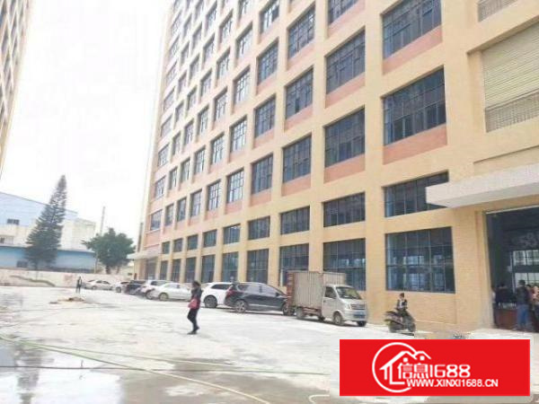 凤岗镇官井头原房东全新厂房出租。现有12000平，大小分租。