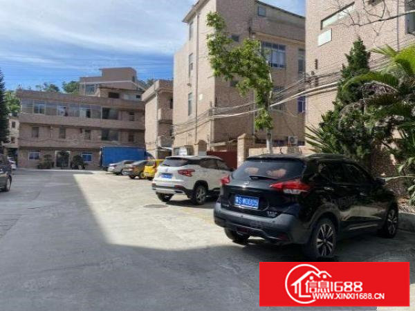 横岗安良一楼高度五米院子大500平方出租