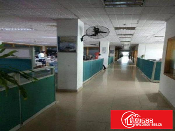 冲美工业区楼上900平米豪华装修厂房出租