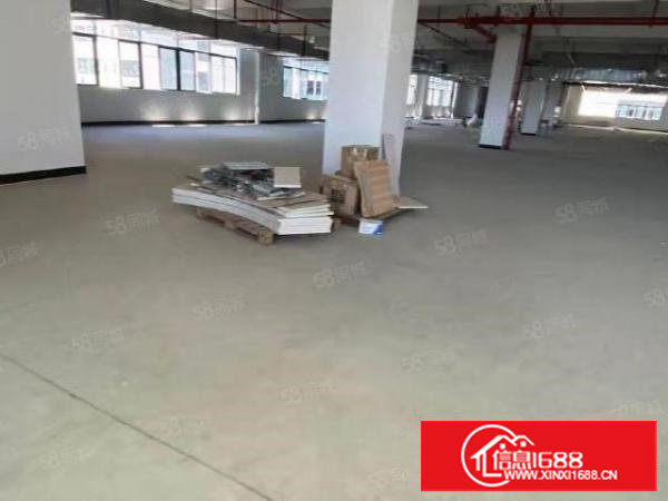 林村标准5楼6800平，水电气齐全，大小可分租