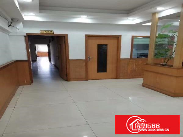 沙头新出二楼2000平方，一手房东豪华装修厂房