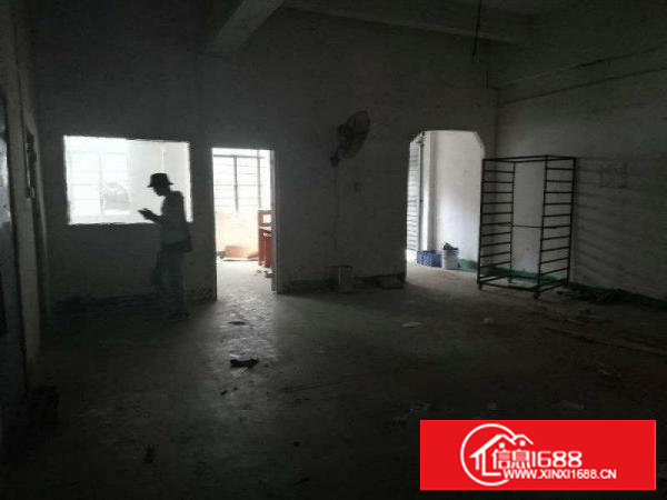 沙头楼上280平厂房招租有货梯消防完善交通便利