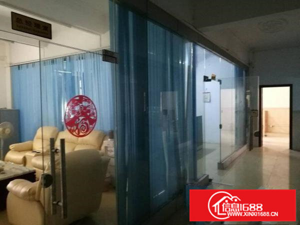 常平精品小独院1~2F1100平米，空地500平米