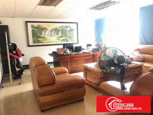 石岩高速出口附近大型工业园新出楼上650平精装修厂房欢迎查看