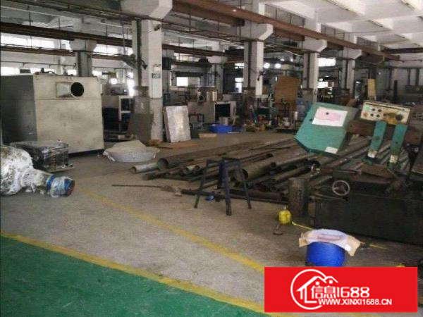 龙岗区坂田中坡工业园新出一楼800平方厂房高7米招租，可分租