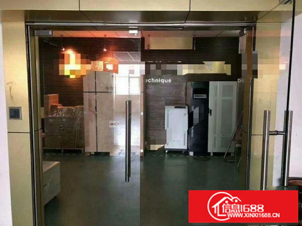 龙华天汇大厦附近新出1052平精装修厂房