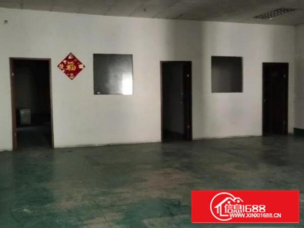 厂房位于沙井万丰楼上718平带装修办公室吊顶，全新地坪漆。