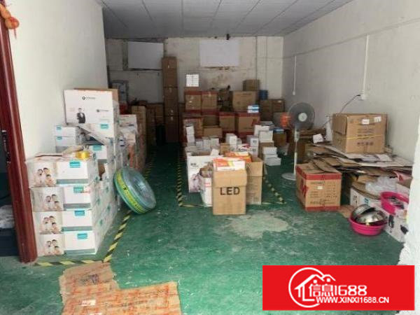 平湖辅城坳新出一楼小面积厂房出租有空地停车