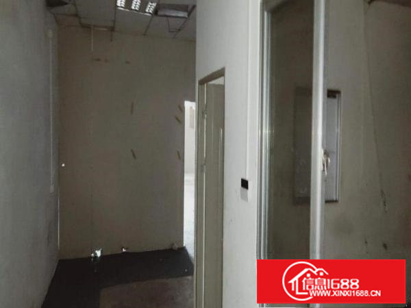 布吉可做制衣厂房200平方起租，形象好