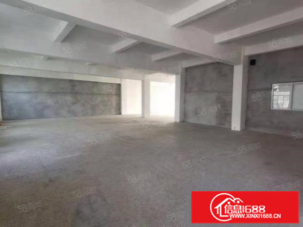 凤岗三联新出一楼400平方空地大适合各种行业！