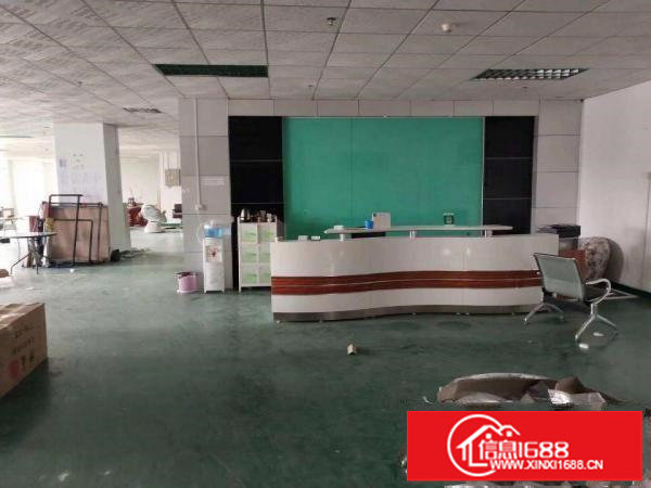 后亭地铁站旁楼上带精装修厂房800平无转让费