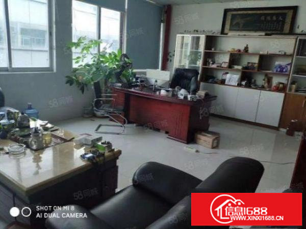 大浪商业中心龙泉工业区楼上精装修650平方