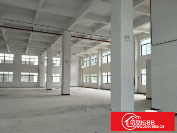 龙岗平湖新南村标准厂房一楼680平带水电招租