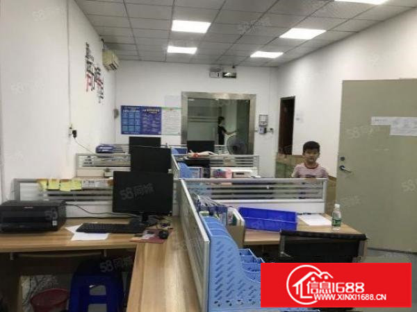 坂田办公厂房仓库450平，2加1格局，水电现成，拎包入住！