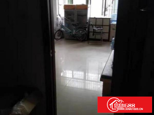 平湖白泥坑海吉星附近小面积带冷库出租，45平方起租