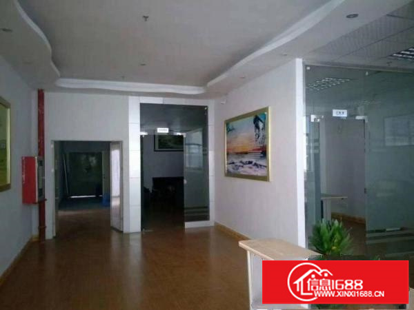 平湖宝来工业区带装修2楼1400平方厂房出租