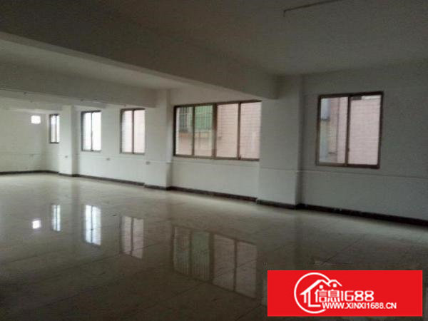 龙岗区南联楼上400平精装厂房出租