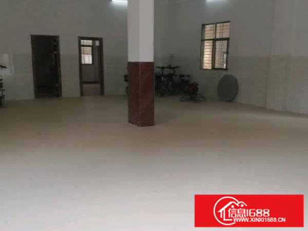 新房一楼，邻近四小，可做铺面，小加工厂，快递物流，补习教育班