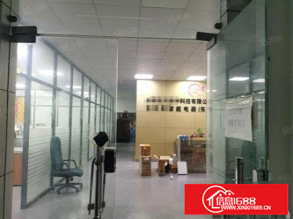 乌沙新出楼上2000平方厂房（豪华装修）