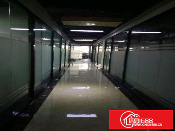 布吉大芬地铁站或百门前电商厂房精装修100平米出租