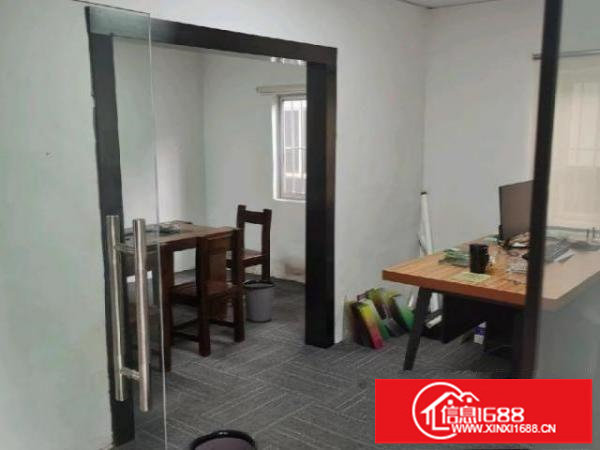 镇中心独院厂可办公有宿舍水电齐全有停车位