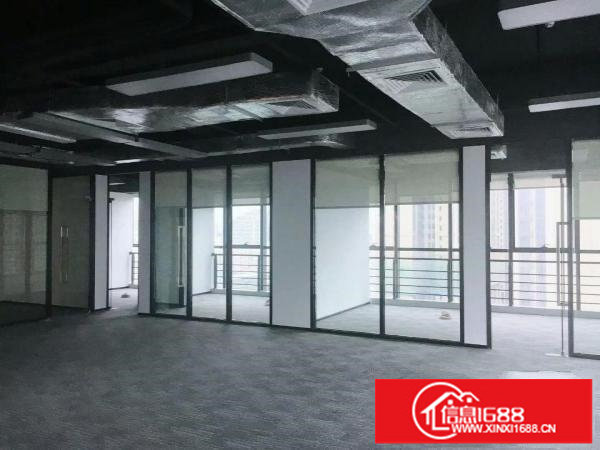 坂田近地铁口140平高层精装写字楼