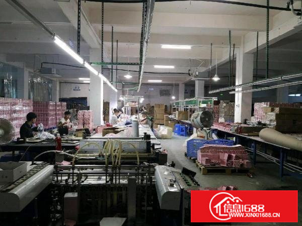 清溪三中村成熟工业区楼上1600平带装修办公室