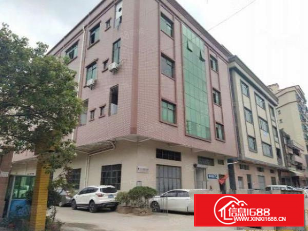 工业区路边独幢厂房四层共3200平方，有电梯形象好，租10元