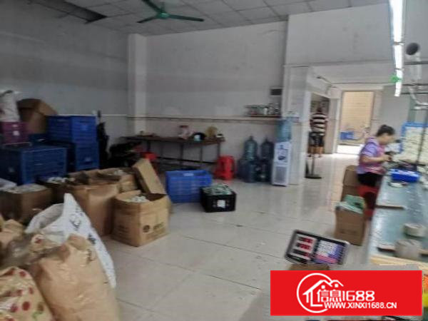 位置好，面积大，安静，有阁楼厕所