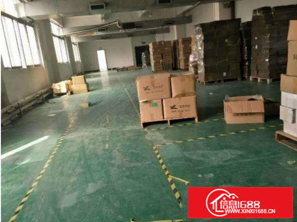 凤岗油甘埔附近新出楼上整层1680平带水电厂房