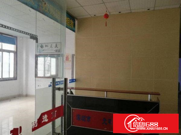 出租坪山新区坑梓楼上530平方带装修厂房