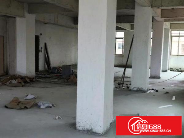 可做小型厂房，仓库，写字楼。有电梯