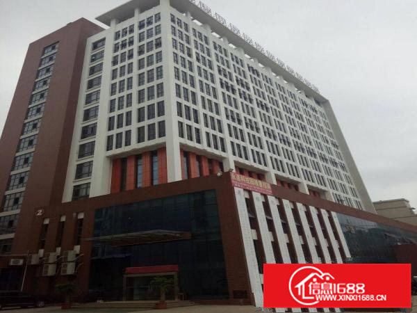 秋长工业园楼上1700平方带办公室适合无污染行业