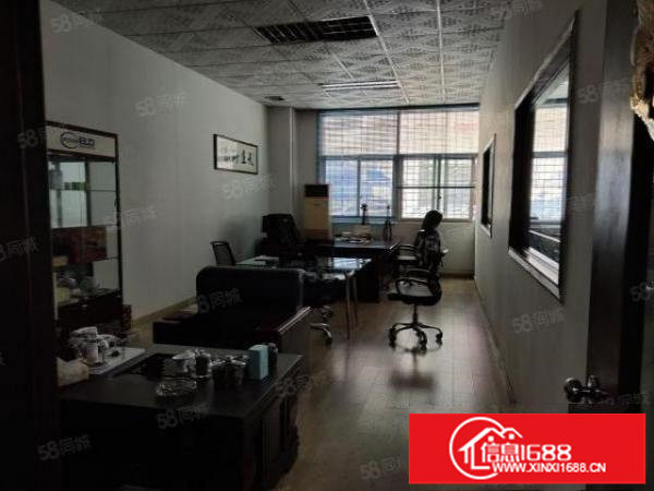 1600平一楼标准厂房，园区形象好，空地大，车位充足，高6m