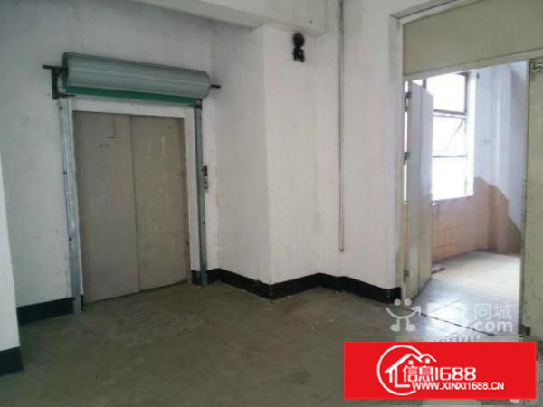 平湖富民工业区楼上600平方手袋厂分租厂房，现成设备。