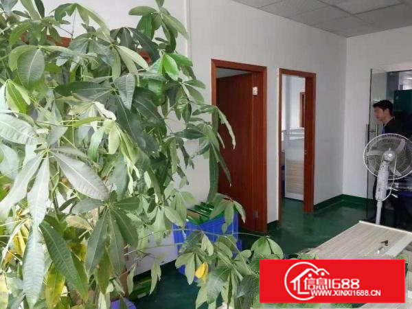 电子厂，小五金霄边第三工业区楼上600平装修厂房出租。