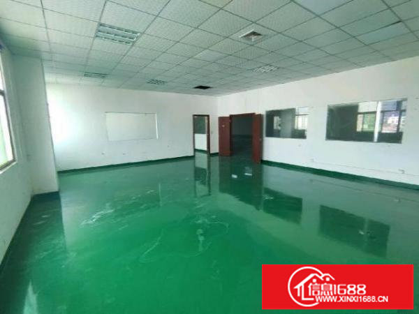 观澜新田观平路边工业区内三楼精装修800平方，大小可分租