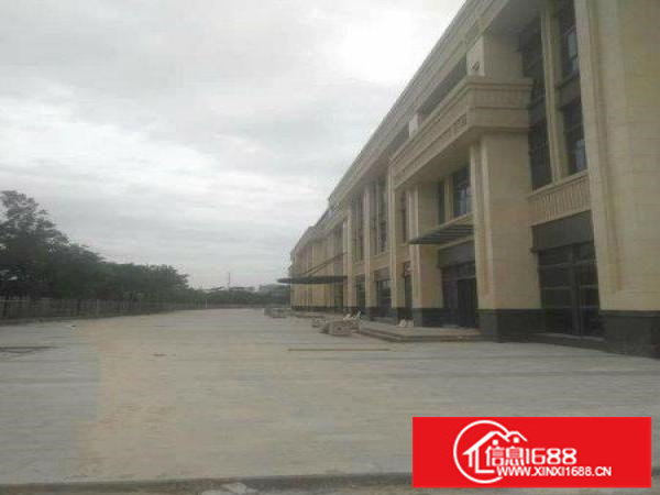 坪山区石井1000平方标准厂房有电梯有消防