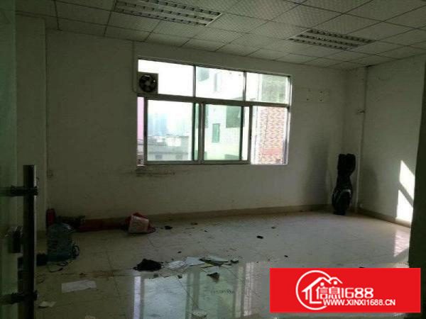 龙岗中心城新出独院厂房一楼560平底价出租